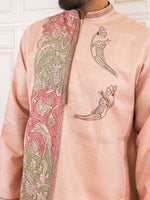 Load image into Gallery viewer, Chiluka Marg - Embroidered Kurta
