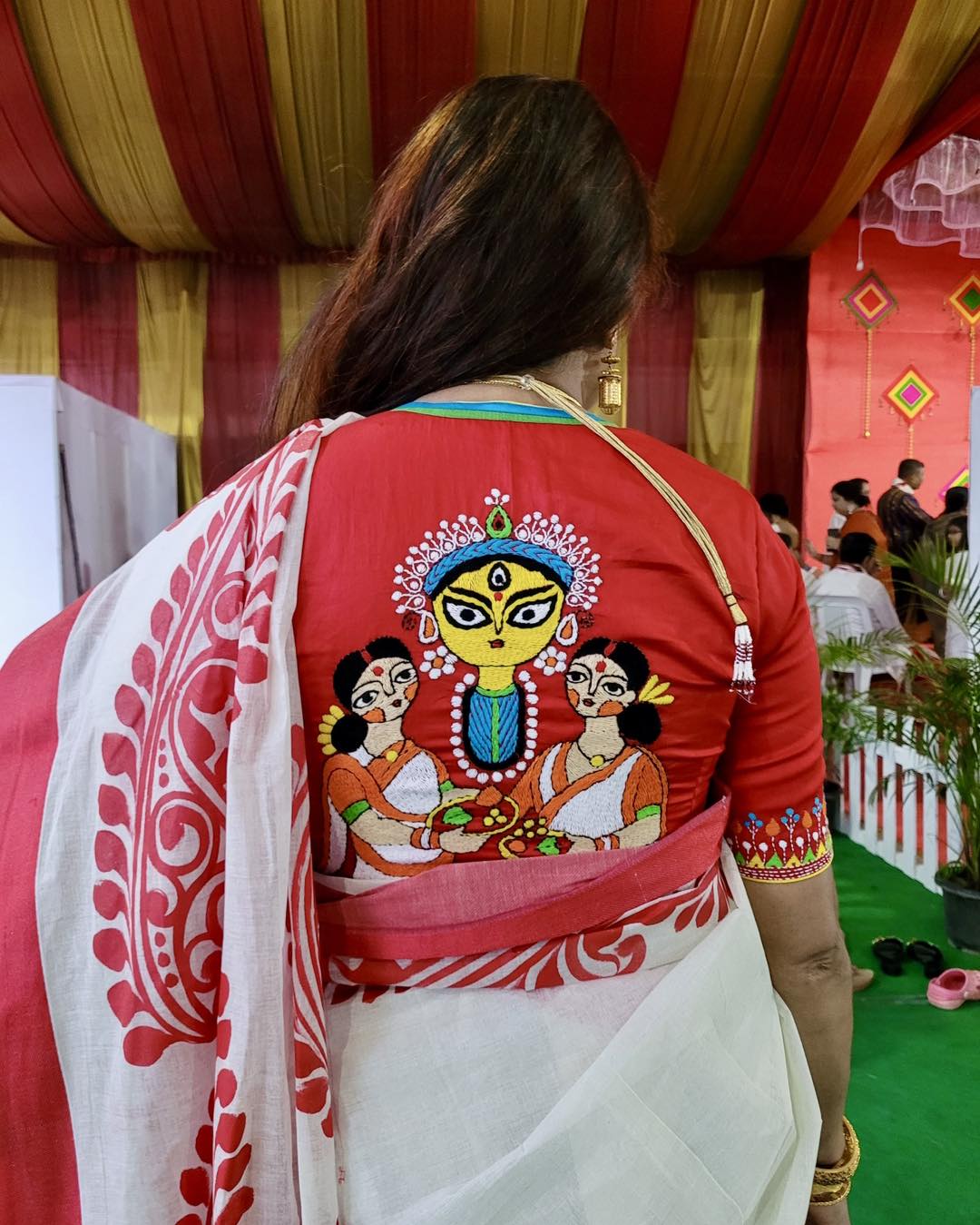 Custom designer blouse from best saree boutique in Kolkata – handcrafted fit