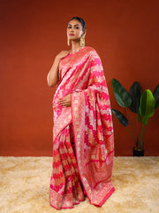 Model wearing Ichchhapuron's Gulaab saree, an exclusive Benarasi on katan silk, with Alfi zari and handwoven lehriya design