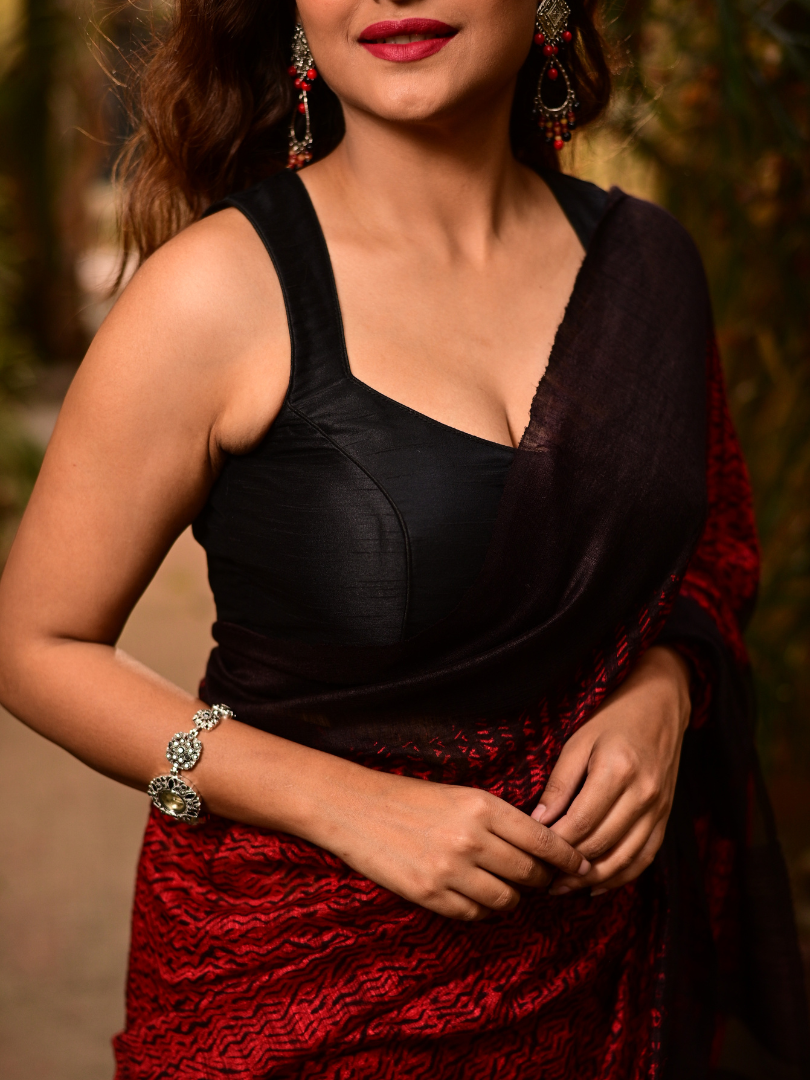 Plain deep neck blouse | Ichchhapuron
