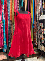 Load image into Gallery viewer, Amora (Red flowy dress)