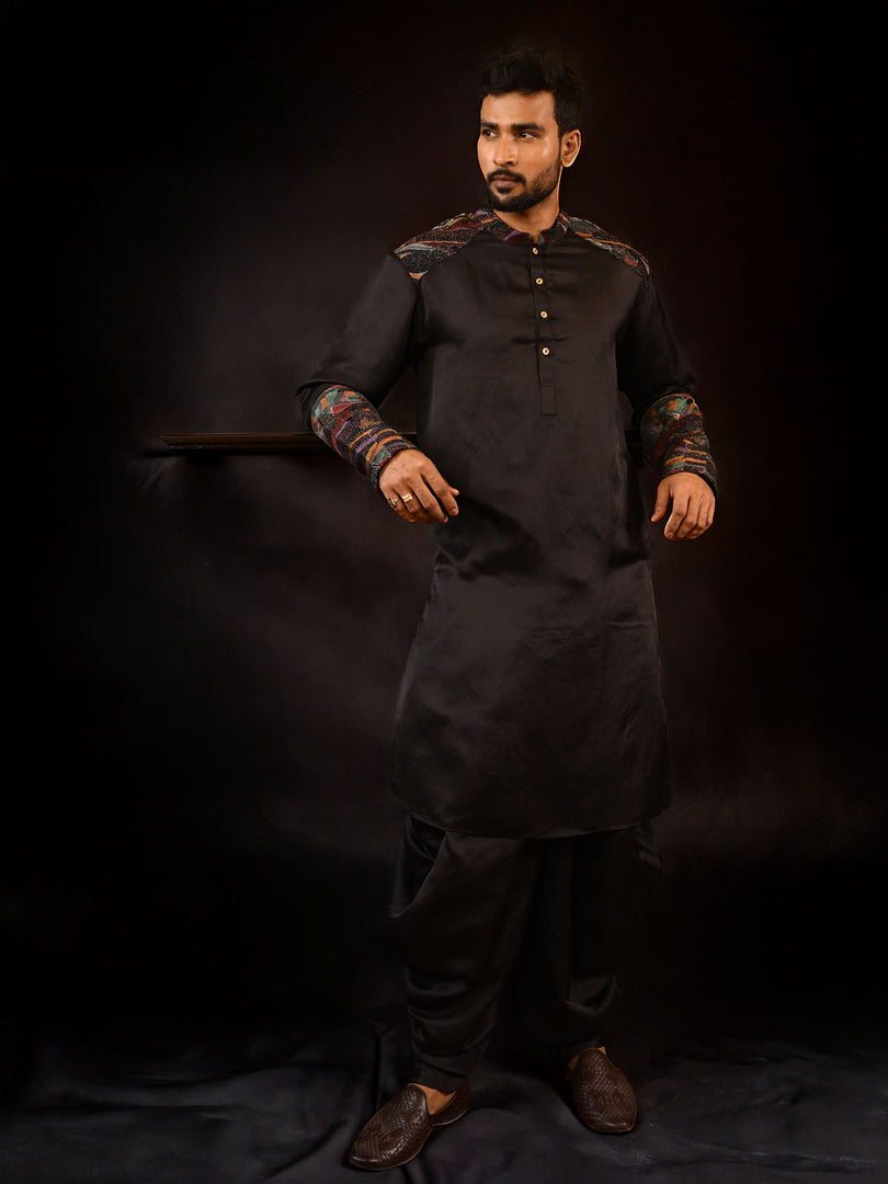 Eos - Embroidered velvet with linen satin panjabi