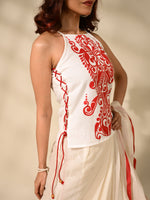 Load image into Gallery viewer, Dori top with alpona - red on white
